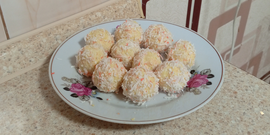 Закуска из крабовых палочек с сыром и оливками — как конфетки Рафаэлло, только вкуснее! 😋🍢