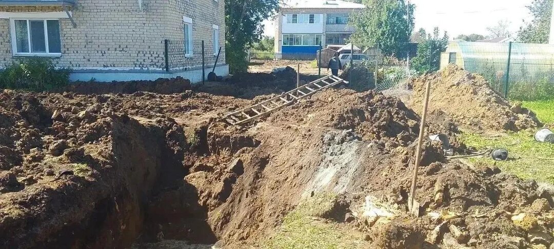 Уральские следователи раскрыли детали гибели рабочего при обрушении траншеи