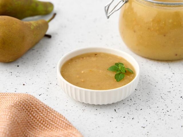Соус из груш с горчицей и луком- чтобы не перебить вкус курицы и сохранить баланс на всю зиму