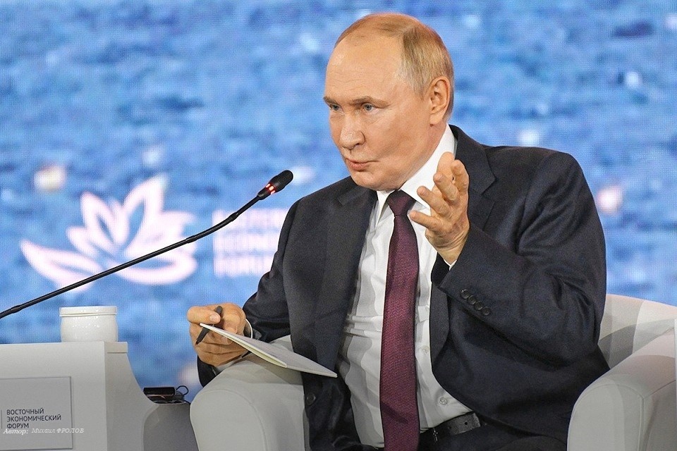    «С какой стати?»: Путин ответил на вопрос о возможной заморозке денег на счетах россиян Михаил ФРОЛОВ
