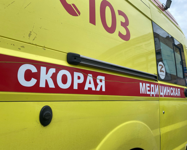     Мужчина получил травмы при атаке дрона ВСУ на автомобиль в Рыльском районе