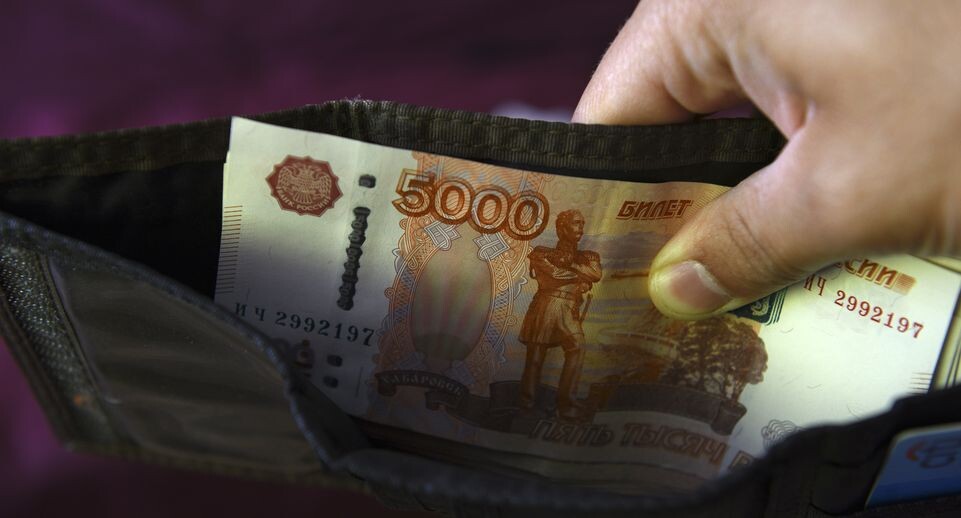 Путин заявил о росте реальных зарплат в России на 6,3%