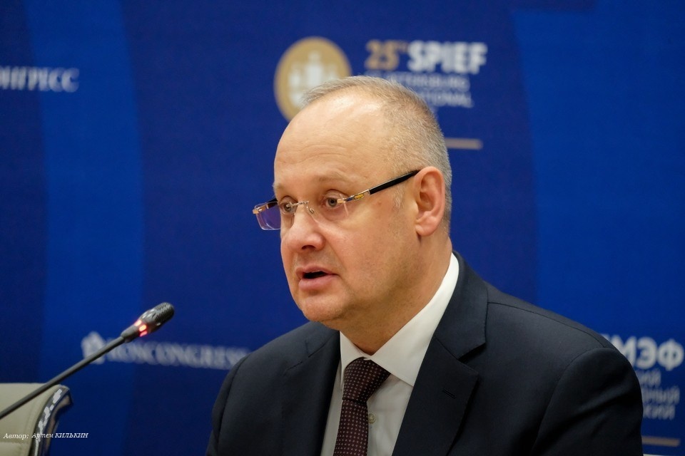   Кобяков: В РФ остаются более 300 американских компаний Артем КИЛЬКИН