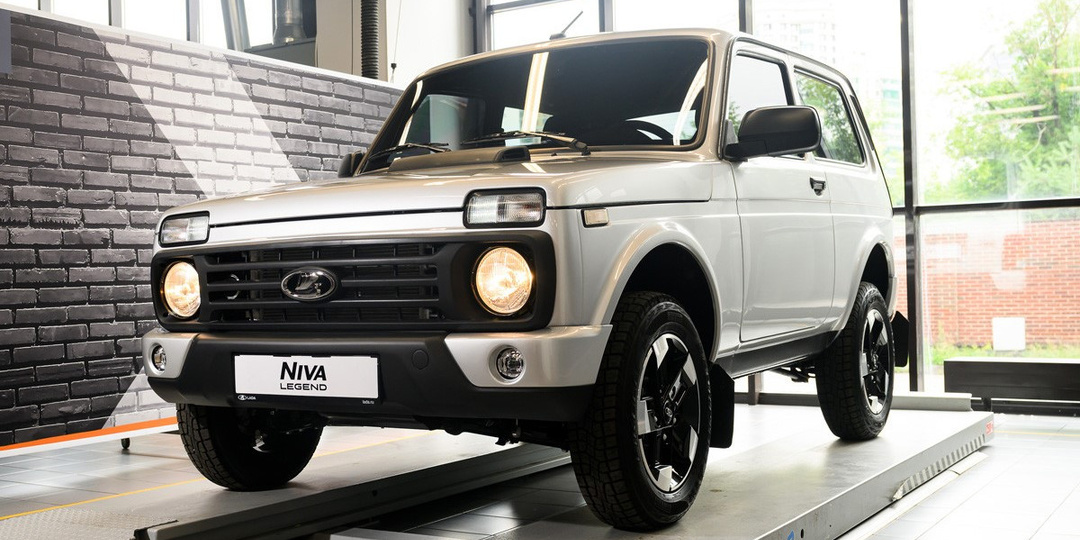 LADA NIVA LEGEND 1.8: Легендарный внедорожник наконец-то получит «сердце» побольше? Разбираем все слухи и факты 🔥