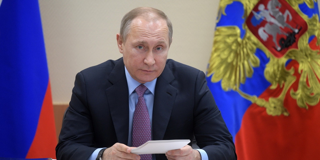 Путин поблагодарил Сызрань за уважение к подвигу героев трудового фронта