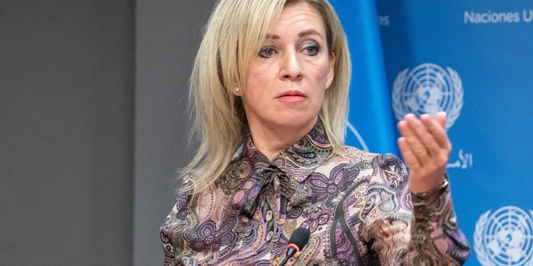 "Кто бы сомневался": Захарова — о переезде центра Чубайса в хозпостройку под Тель-Авивом