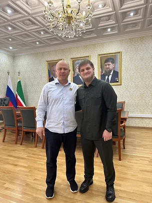 Брежнева уже обогнал
