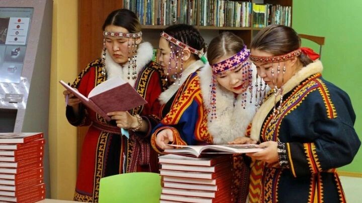 День языков народов России 8 сентября: как на Ямале сохраняют языковые традиции и как обучают языкам детей