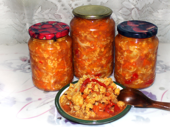 Овощной салат впрок: вкусный - оторваться невозможно, и хранится отлично даже в комнате!