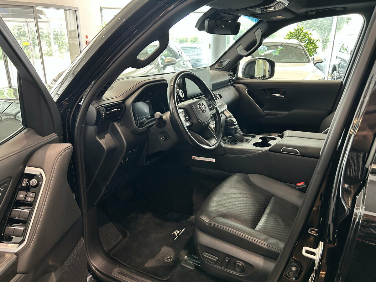 Бензиновый двигатель Land Cruiser 300