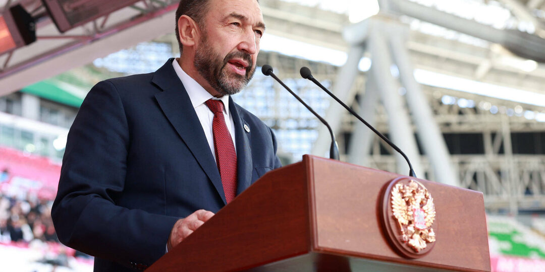 Песошин поздравил финансистов РТ с профессиональным праздником
