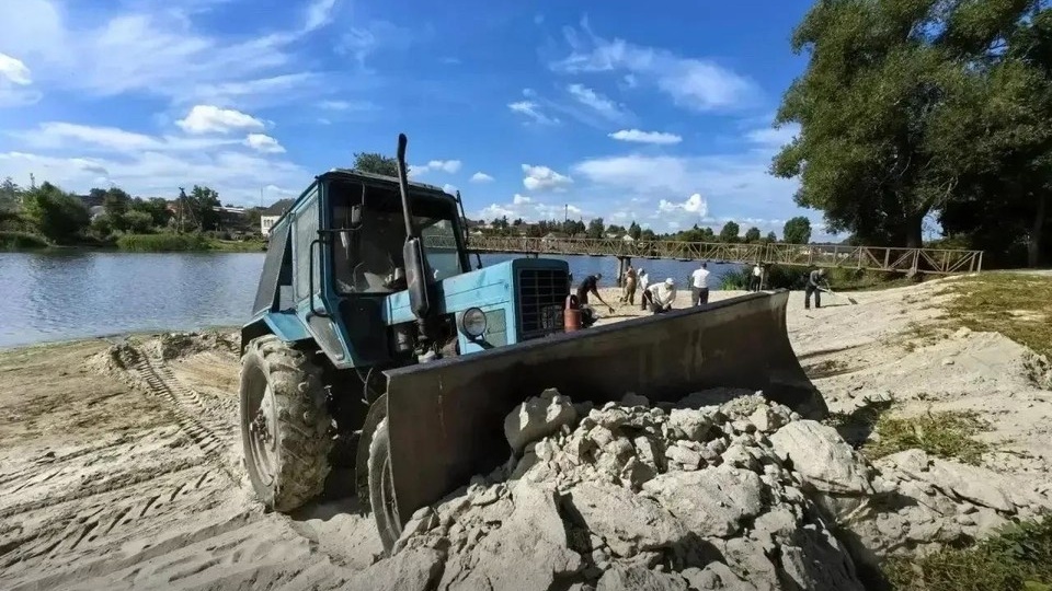 В поселке Медвенка начался второй этап благоустройства «Советского сада»
