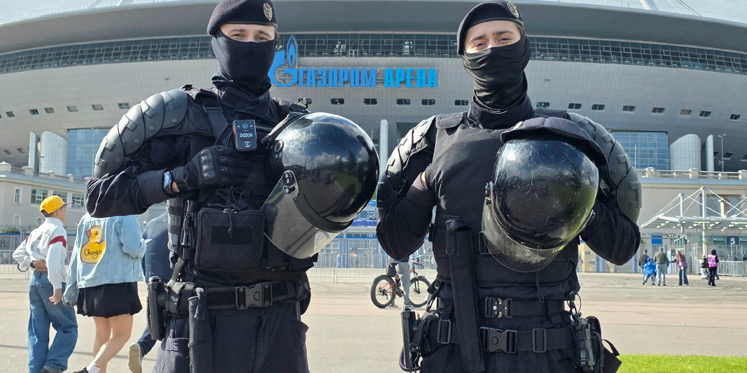 Подразделения Росгвардии обеспечили правопорядок во время футбольного матча «Зенит» – «ЦСКА»