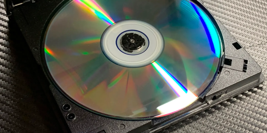 Почему CD и DVD не вечные: сколько живут оптические диски на самом деле