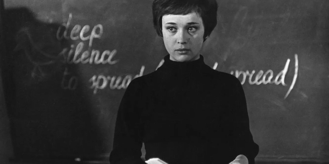 "Пила перед спектаклями, а мужа забили насмерть": Мрачные тайны "советской Одри Хепберн", умершей в абсолютном одиночестве