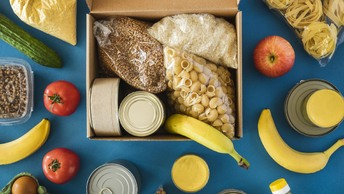 Какие продукты в сентябре стоит впрок закупить пенсионерам: зачем запасаться