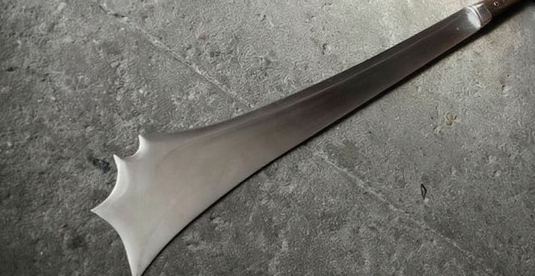 История оружия. Большой, зубастый, смертоносный.