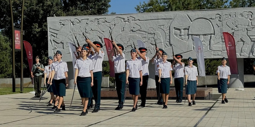 В Краснодаре наградили лучших представителей караулов Поста № 1