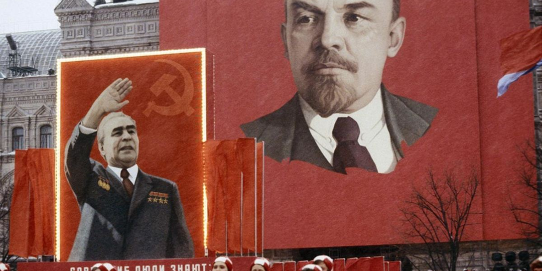 Советские люди знали разницу между Ильичём и Ильичом!