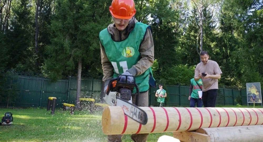 Никита Вахрушев представил Удмуртию на федеральном этапе конкурса «Лучший лесной пожарный»