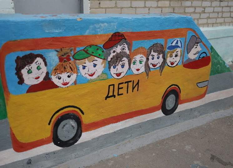 В детском саду в Сочи воспитателя обвиняют в издательстве над детьми.