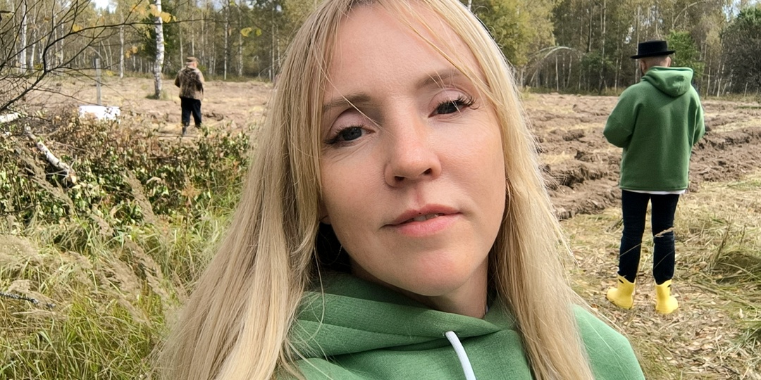 Высадила с Фитстарс сотни дубков. На некоторых ваши имена 🤗 Как это было. Знакомство с классным блогером