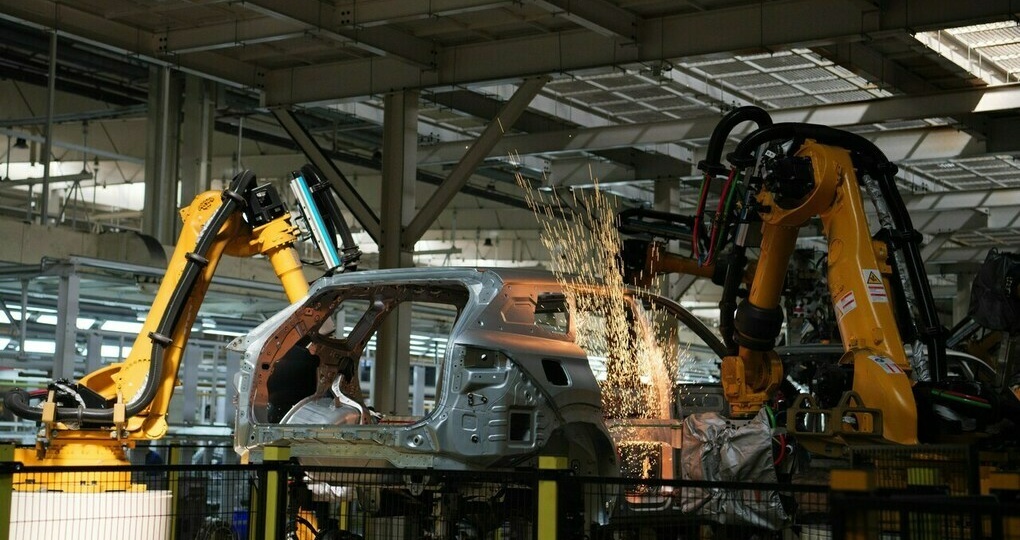 Все — вон: китайский внутренний авторынок продолжает падение