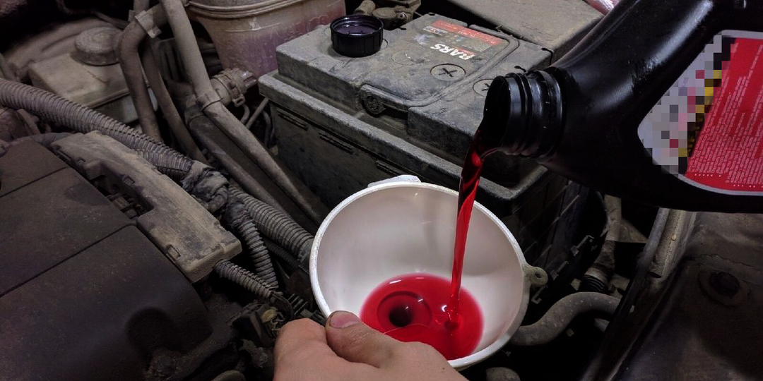 Как и когда стоит менять жидкость в АКП: есть несколько признаков, по которым водитель сам может определить необходимость замены