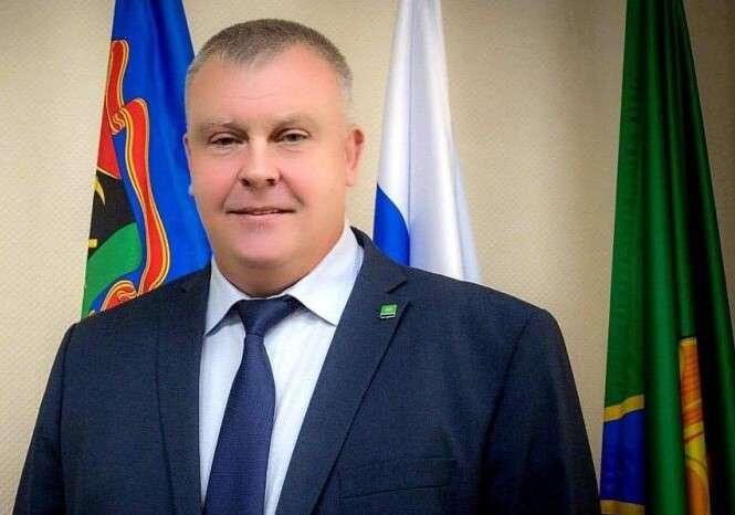 Сначала ломают мэра, потом ломают доверие: «безопасный» MAX трещит по швам