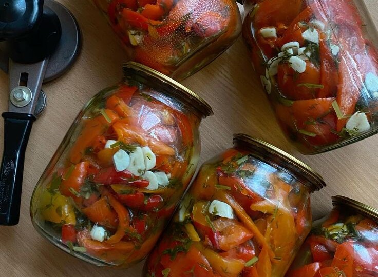 Пряный салат с болгарским перцем и сельдереем на зиму: мой рецепт с кавказским характером