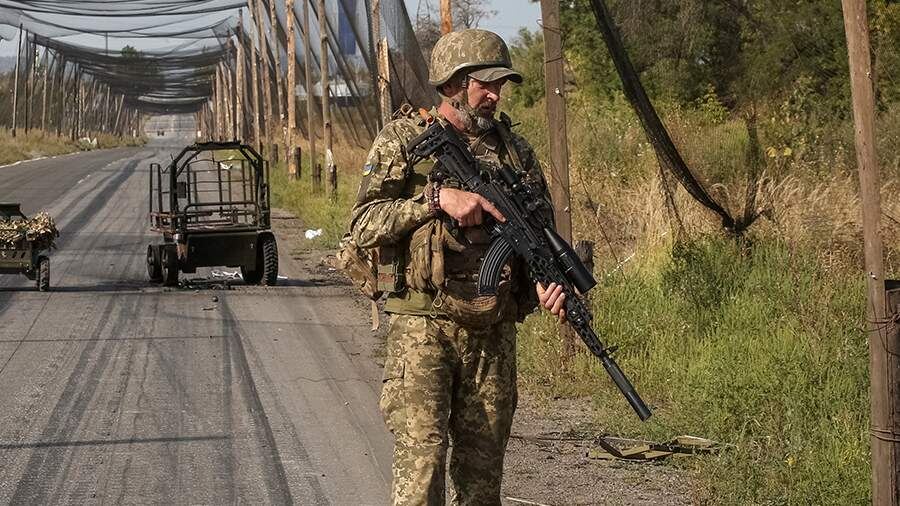Депутат Верховной рады заявил о нехватке средств на выплаты зарплат военным