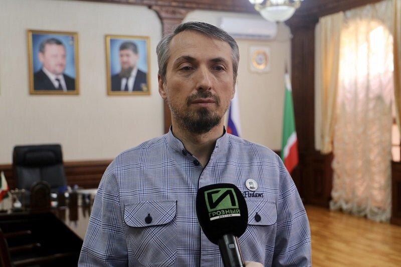 Кто такой Эльхан Сулейманов, азербайджанский врач Кадырова?