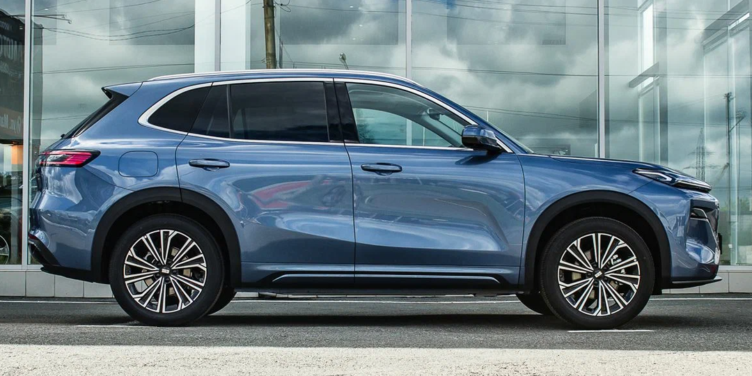 Geely EX5 Hybrid после первых недель: реальный расход, запас хода и нюанс