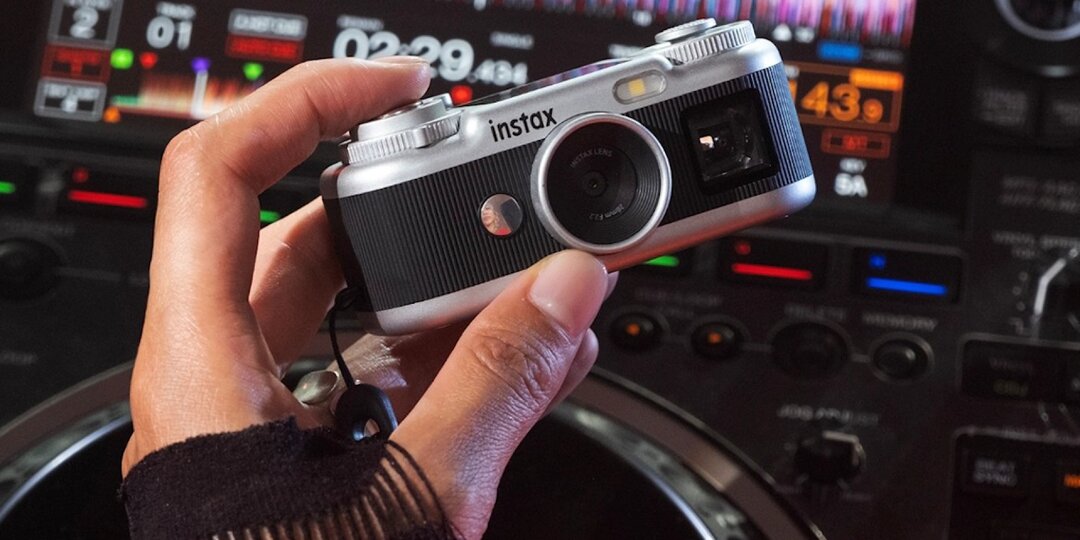 Fuji Film Instax Pal 2