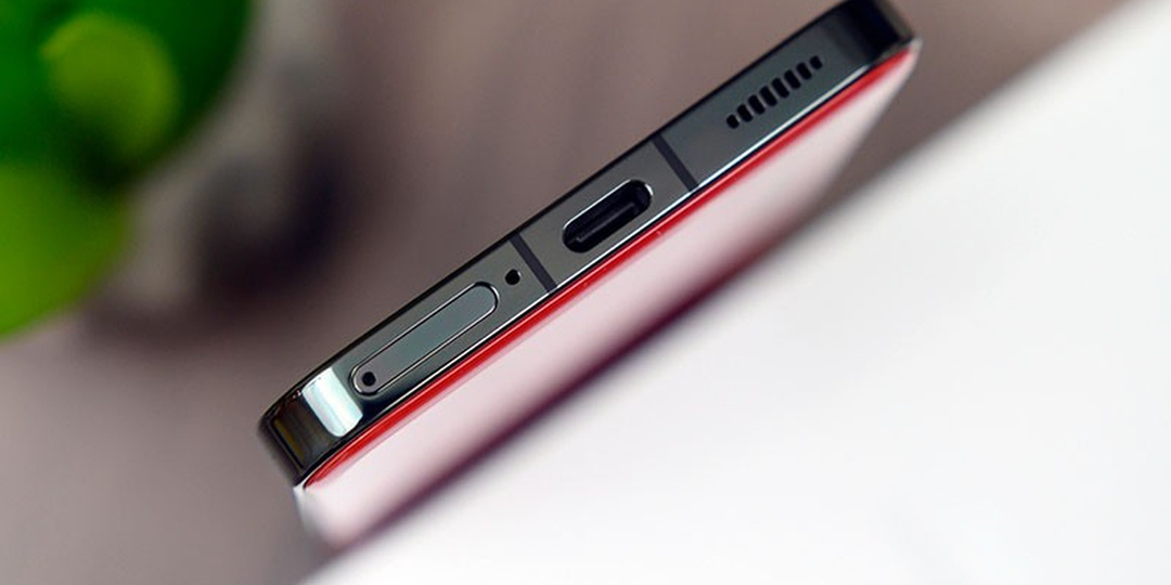 Никаких "Лопат": 8 Лучших компактных смартфонов