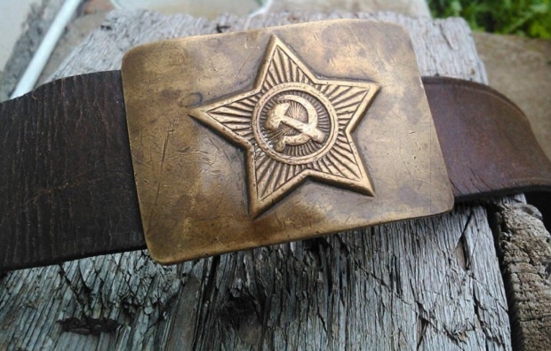История главного атрибута армейской жизни - солдатского ремня с металлической бляхой. Почему его не носят в Российской армии