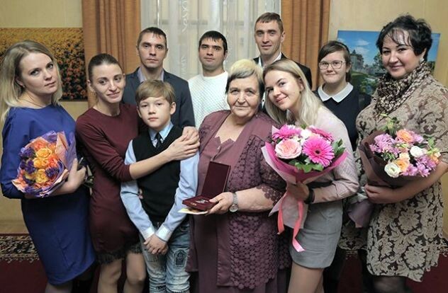 Валентина Хромых с 1969 по 1993 годы родила 20 детей и попала в Книгу рекордов России