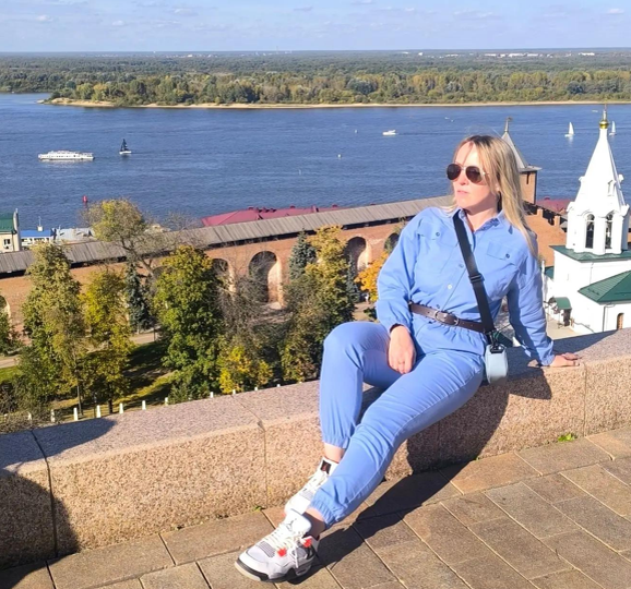 Напишите программу тренировок, помогите похудеть, научите копирайтингу - мое мнение о таких просьбах... За деньги - ДА