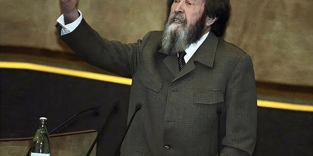Солженицын – изменник, а не борец с режимом