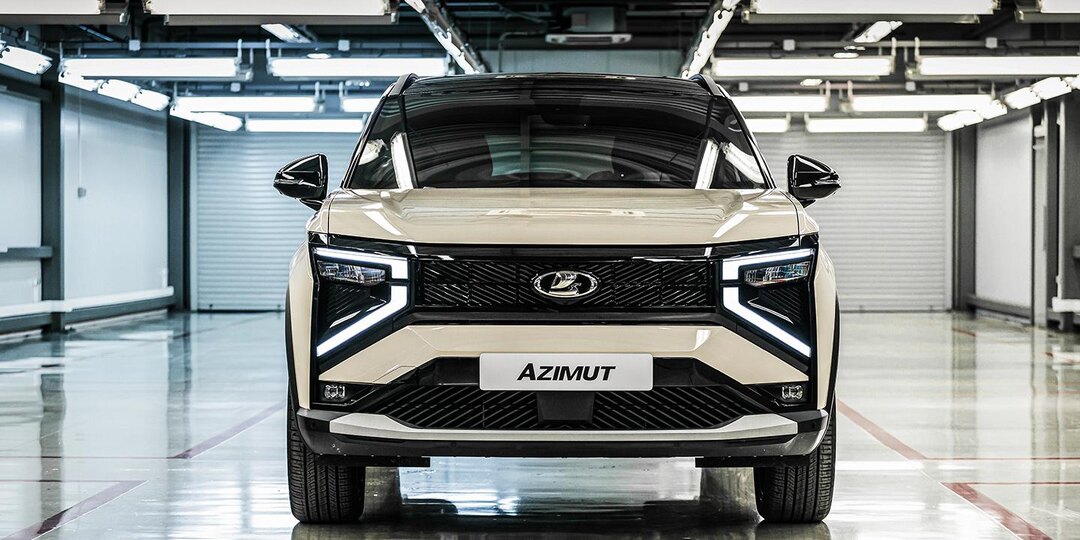 Глава Минпромторга протестировал гибридный кроссовер Lada Azimut