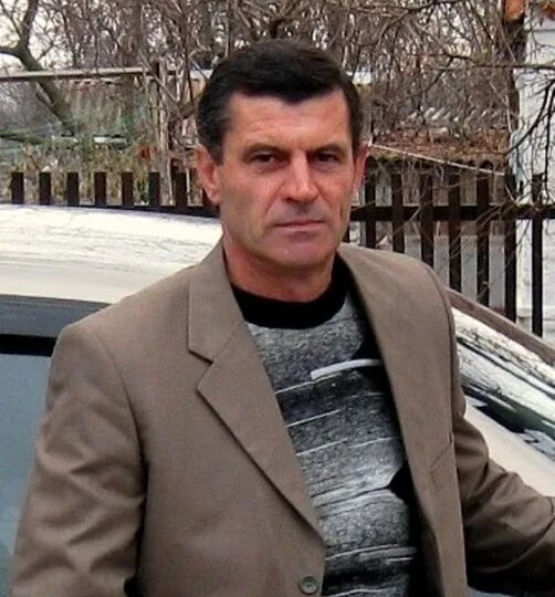 Богатые сваты думали, что я нищая простолюдинка, а я не стала их разубеждать. Пришла в домашнем сарафане — и перевернула весь ужин