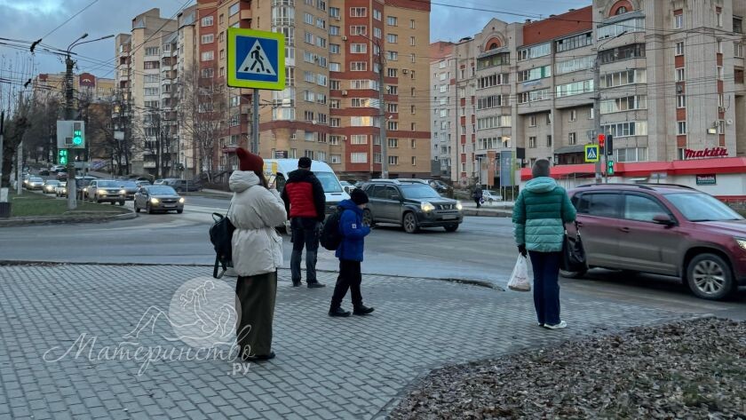 Как научить ребенка знать свои границы и защищаться от опасных взрослых