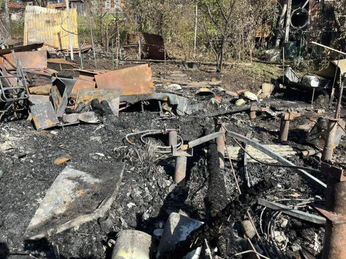 В деревне Пермского округа на пожаре погибли три человека