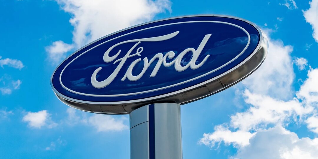 Ford зарегистрировал Tourneo в РФ. Неужели компания готовит возвращение на российский рынок?