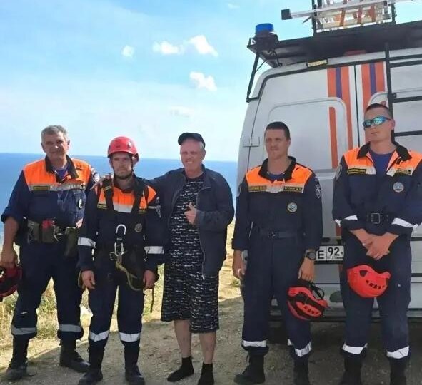 На Фиоленте спасатели помогли туристу выбраться со скал