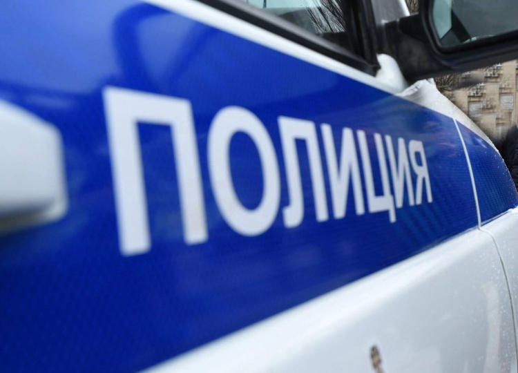 В Курске полиция задержала пьяного охранника за стрельбу из пистолета у дома