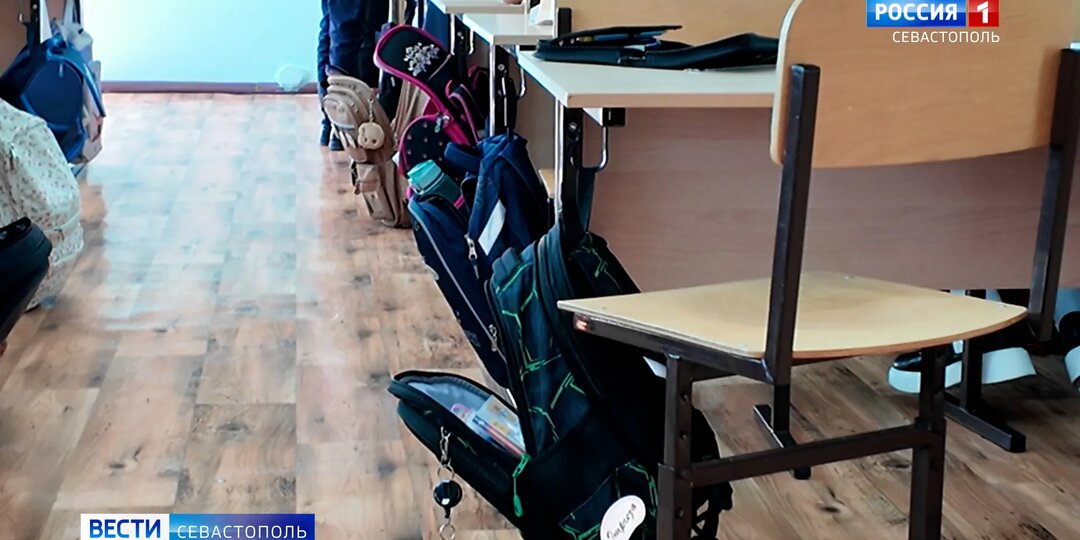 Удостоверение учителя и единое школьное телевидение планируют ввести в России