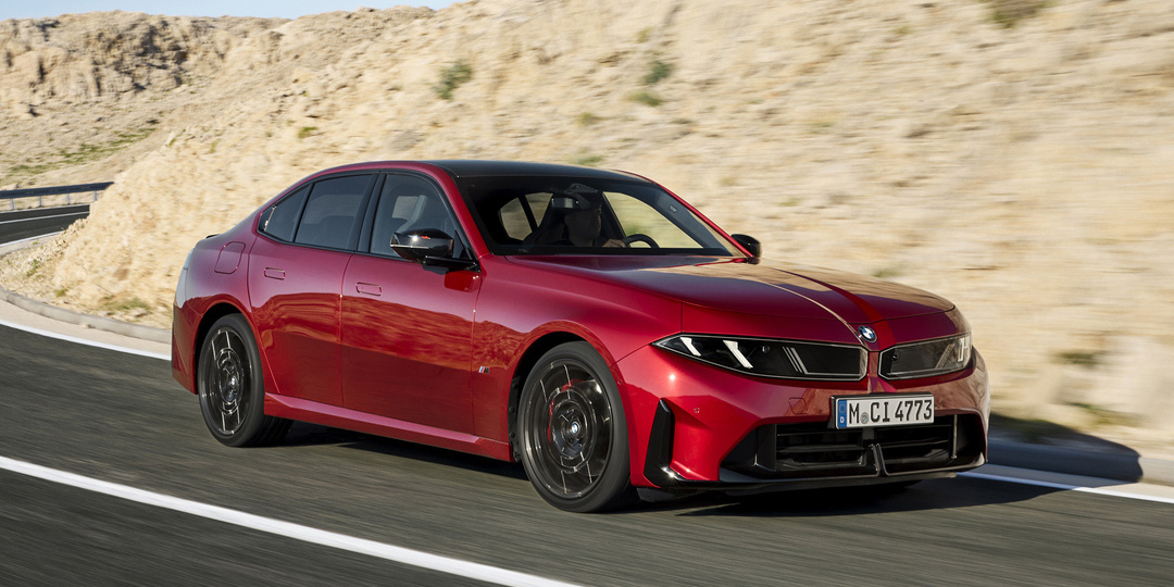 Баварцы наконец полностью рассекретили бензиновый седан BMW 3 series нового поколения