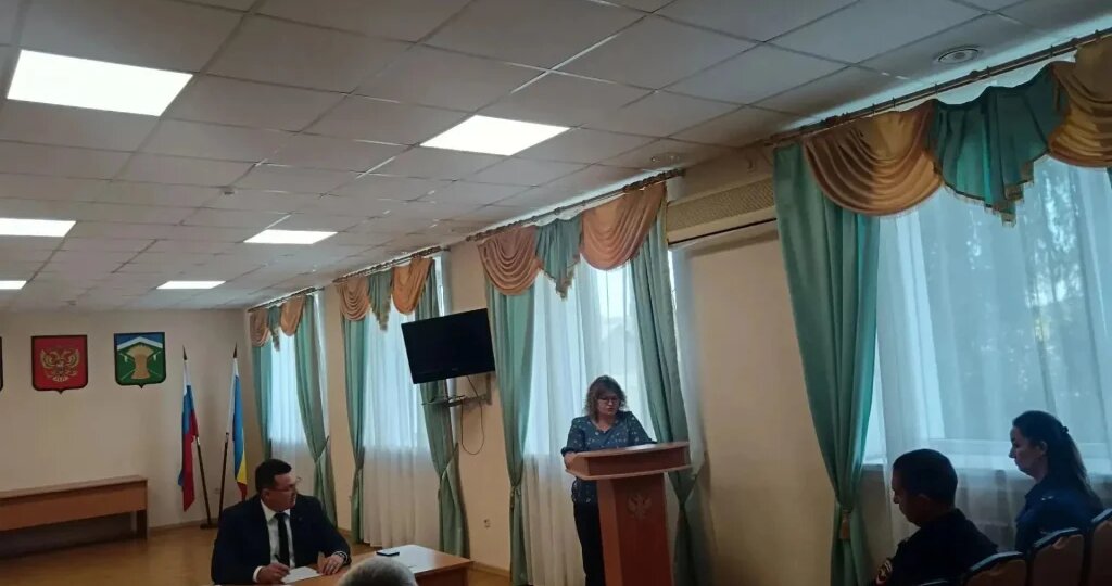 В Кашарском районе обсудили меры противодействия коррупции