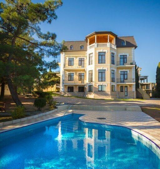 Вилла «Каприз» (Алушта